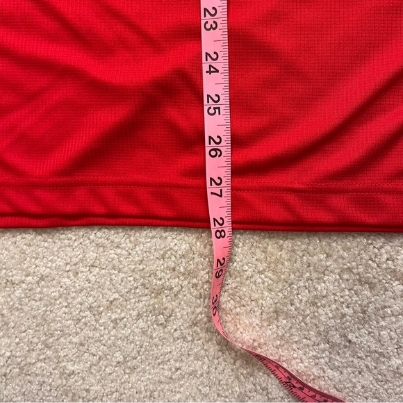 Cincinnati Reds Shirt Adult Medium Red Black MLB Baseball Logo VNeck Lightweight - Picture 7 of 7